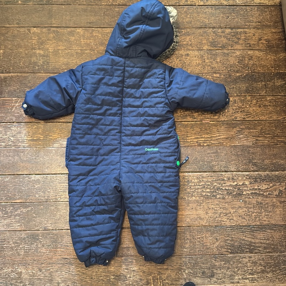 OshKosh B'gosh Navy Snowsuit with Green Lining 18th month - Picture 4 of 4